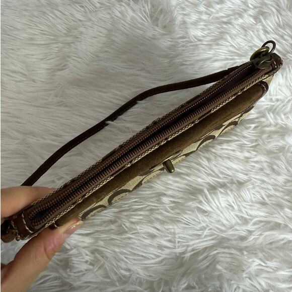 y2k COACH Vintage Soho Suede Brown Signature Canvas Wristlet - Picture 3 of 8